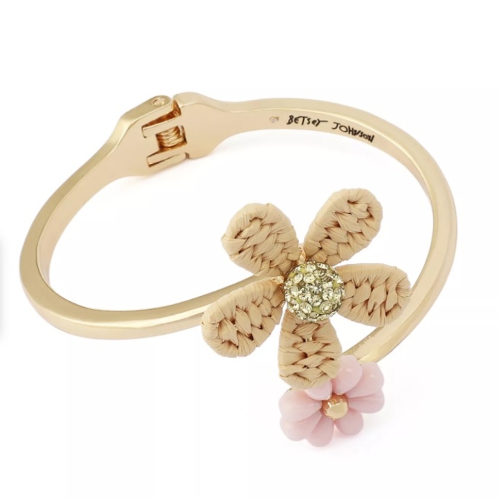 Betsey Johnson Spring Chick Daisy Bangle Bracelet New